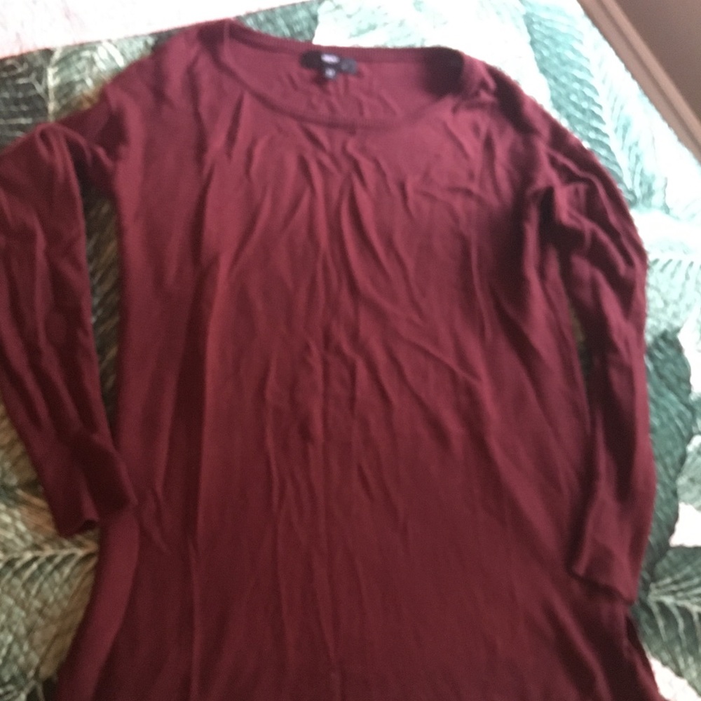 MOSSIMO WINE LONG SWEATER SZ XS